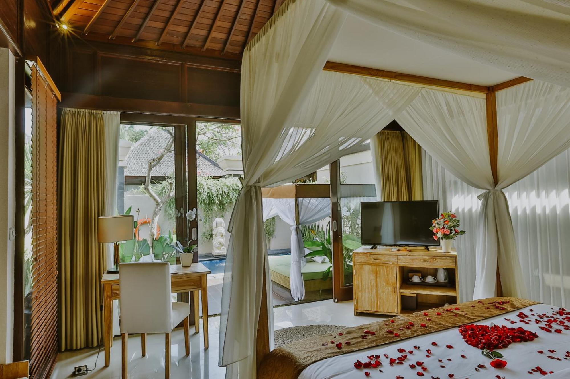 D'Nusa Beach Club And Resort Нуса Лембонган Стая снимка
